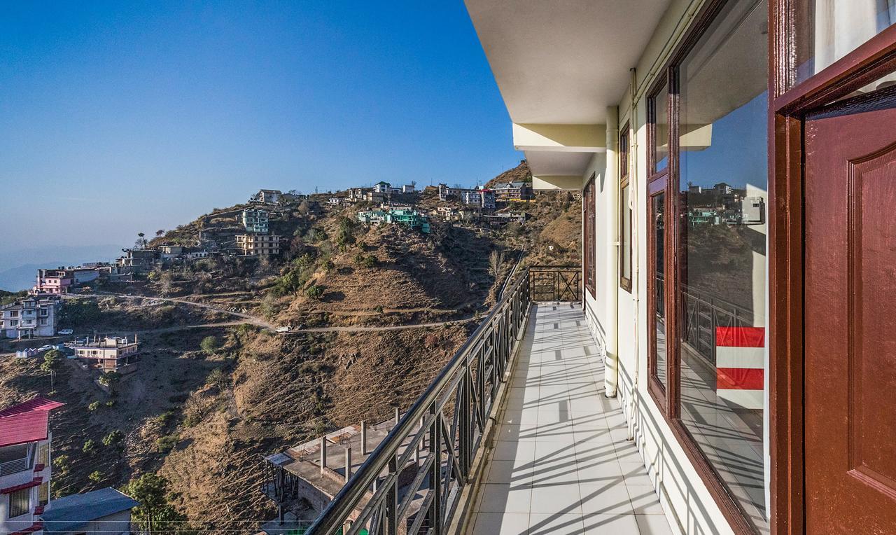 Royal Suites By Park Tree, Kasauli Kültér fotó