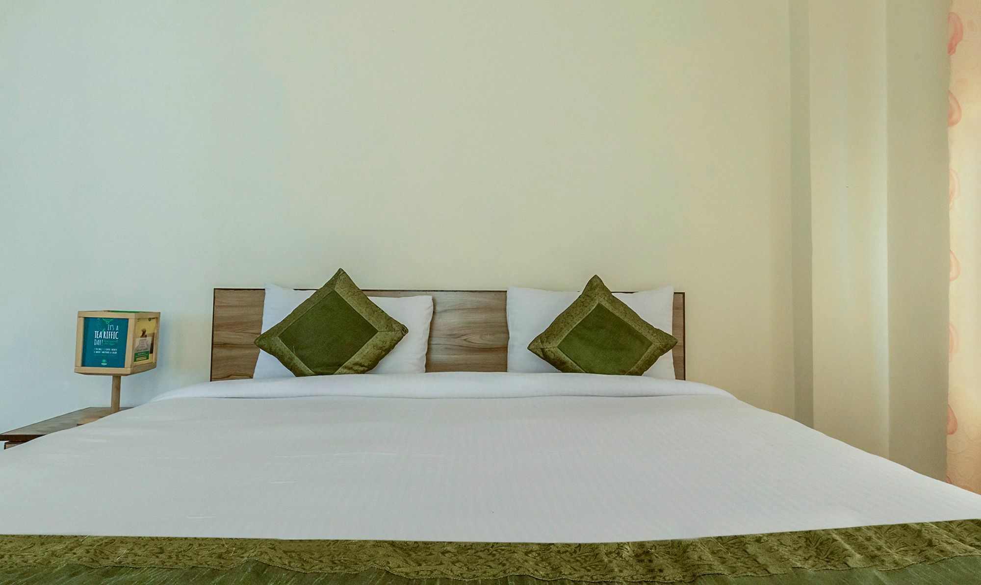 Royal Suites By Park Tree, Kasauli Kültér fotó